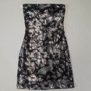 NWT Ruby Rox Size XS Strapless Mini Dress Silver/Black